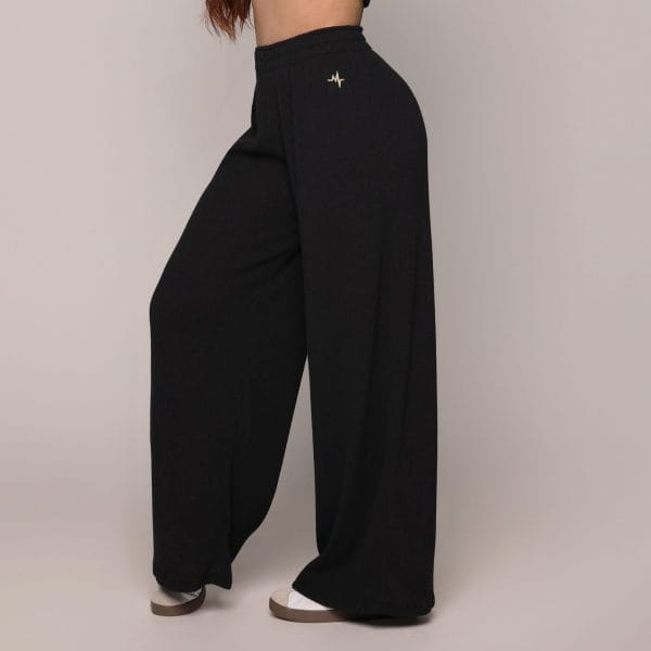 Wide pants black